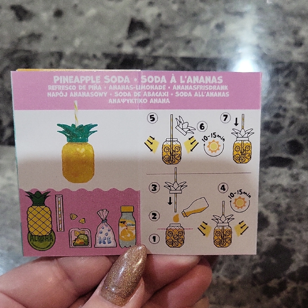 Miniverse Make It Mini Cafe Pineapple Soda